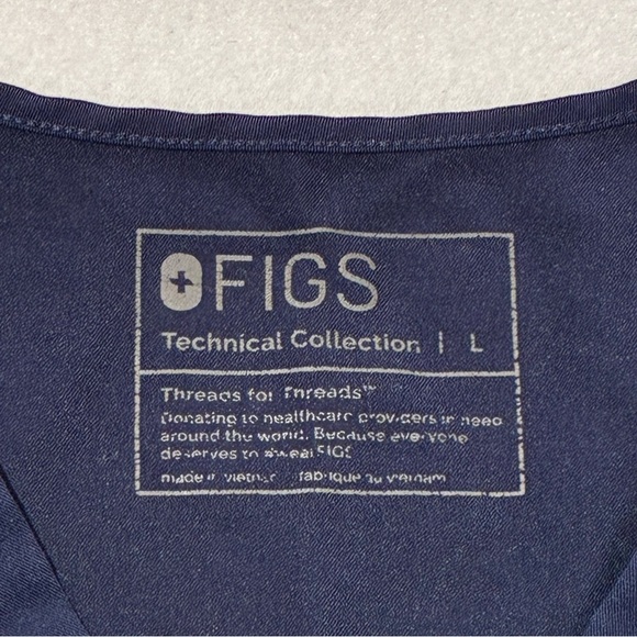 Set Of 2 Figs Catarina One Pocket Scrub Top Women’s Large Navy Blue - Picture 5 of 6